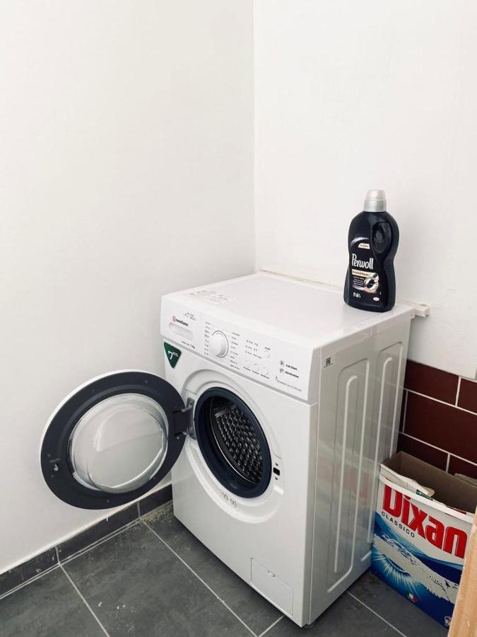 Kuta Apartments Tirane Luaran gambar