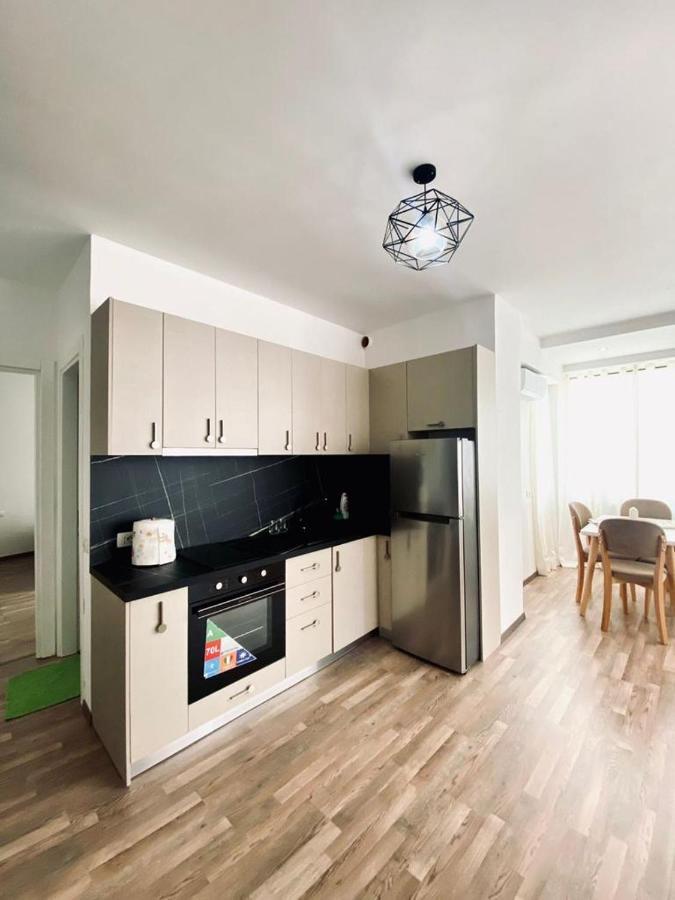 Kuta Apartments Tirane Luaran gambar